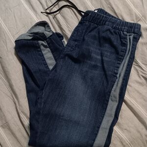 Levis pants